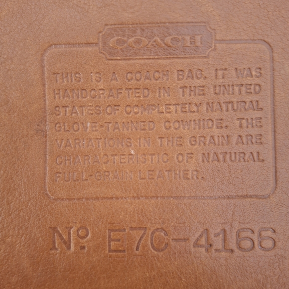 Classic Brown Leather Shoulder Bag with Buckle - Picture 12 of 15